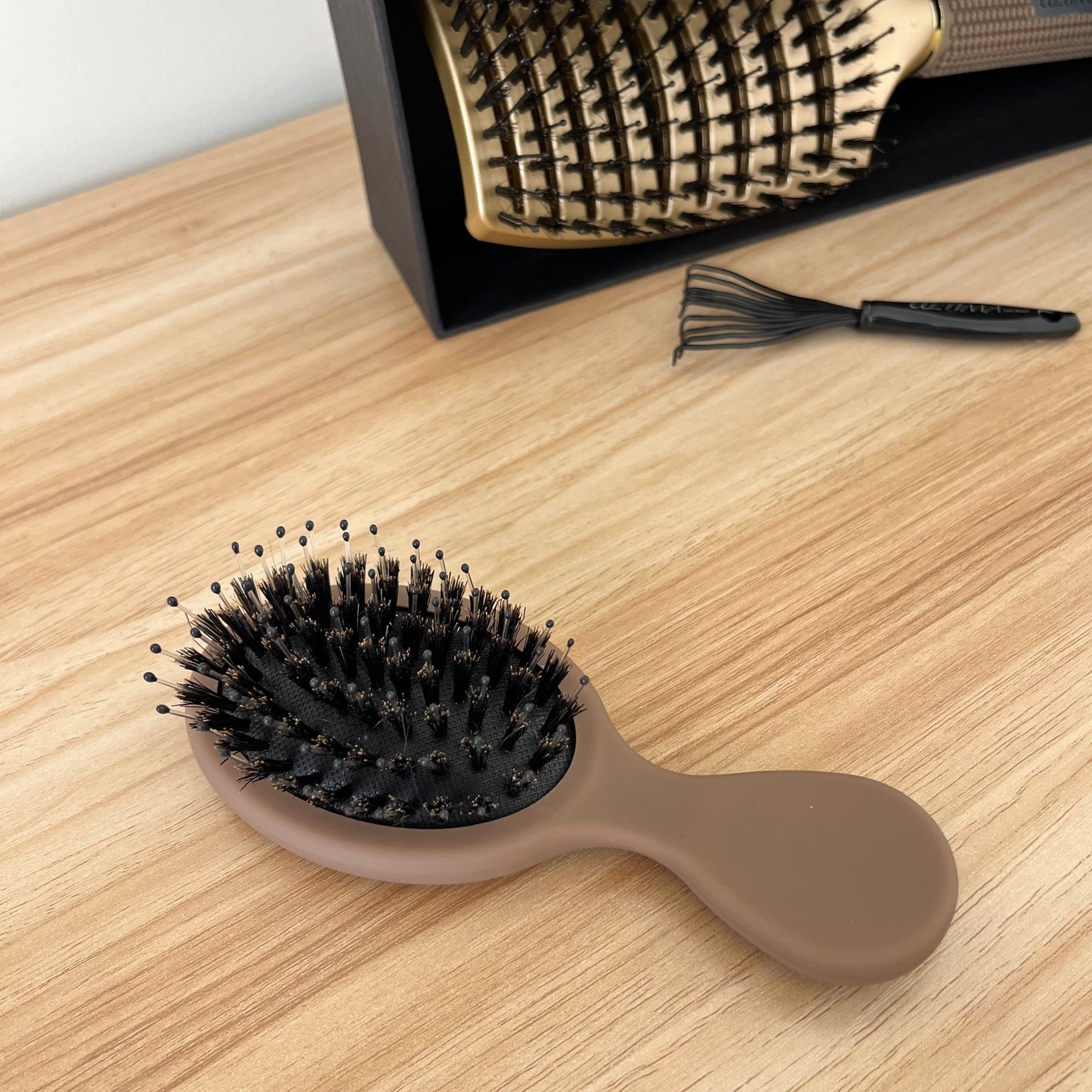 Detangling Brush and Cleaning Comb